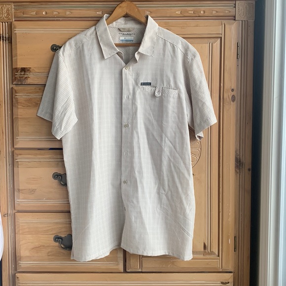 Columbia (L) - Picture 2 of 11